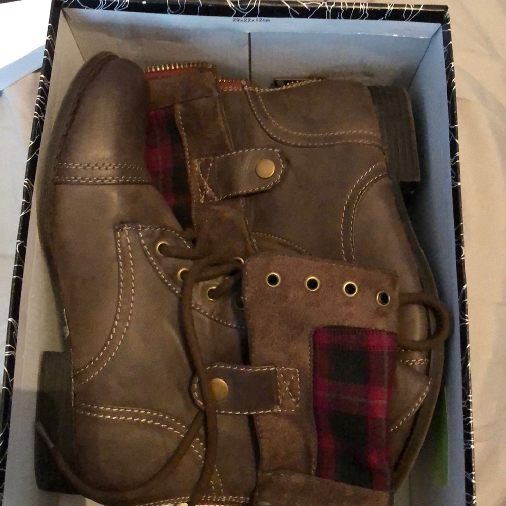 Brown Boots